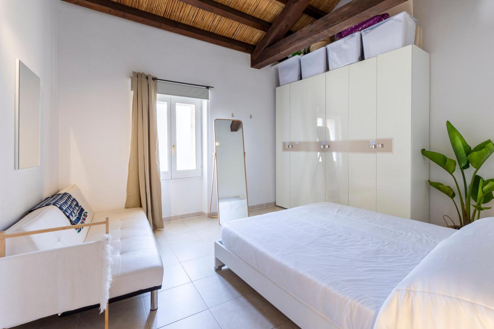 Castello Attic Sunset Terrace Apartment Cagliari Exterior photo